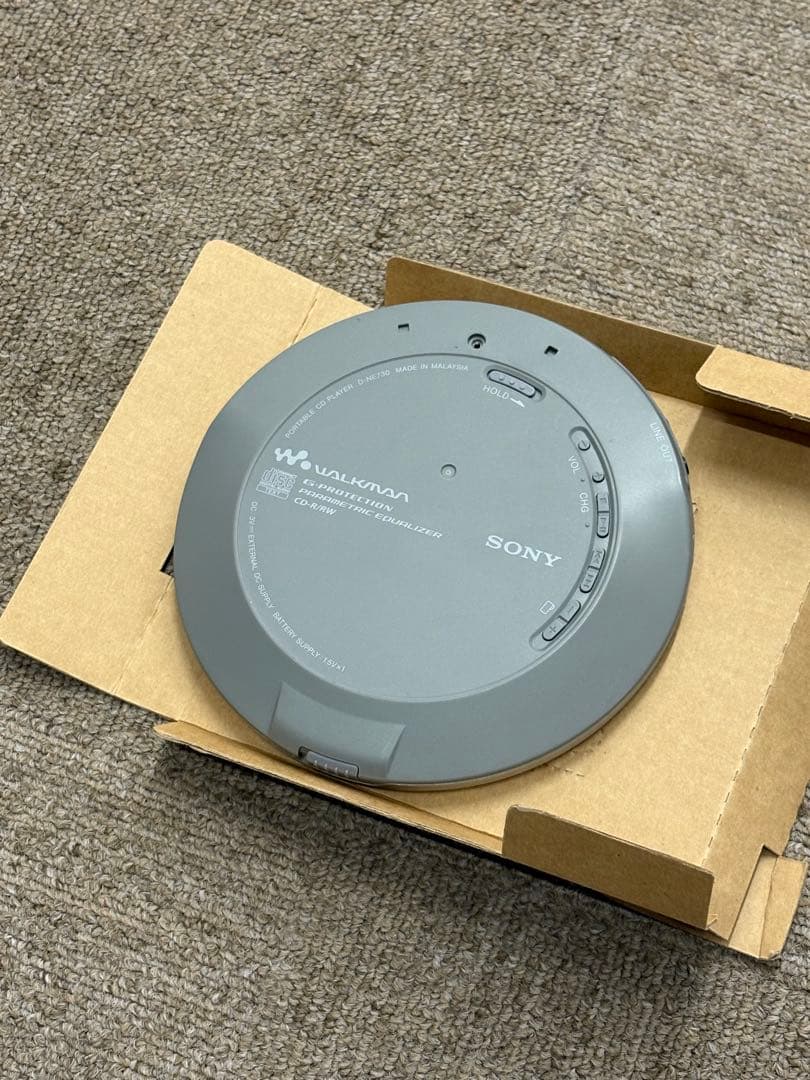 【ほぼ新品】SONY ソニー CD D-NE730 MP3 再生 動作品 純正品