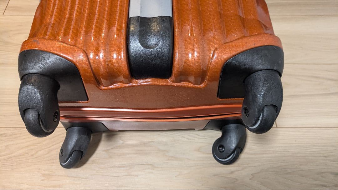 【機内持込可】サムソナイト コスモライト 55cm オレンジ