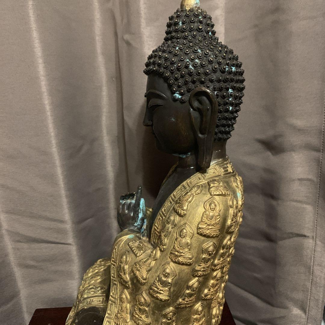 大きな仏像