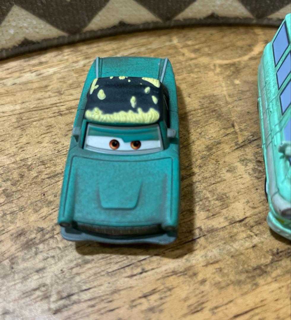 マテル　カーズ　レアなラスティ&ダスティー兄弟と仲間たちの5台セット