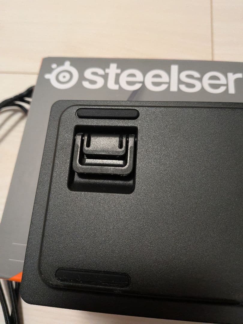 steelseries Apex pro mini　ゲーミングキーボード