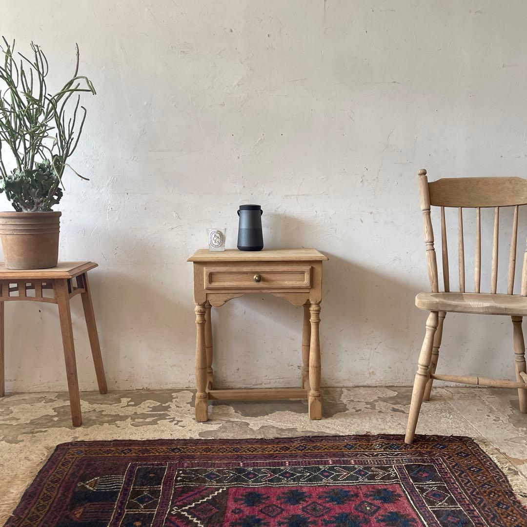 ビンテージ ドロワーサイドテーブル ドロワーベッドサイドテーブル　剥離