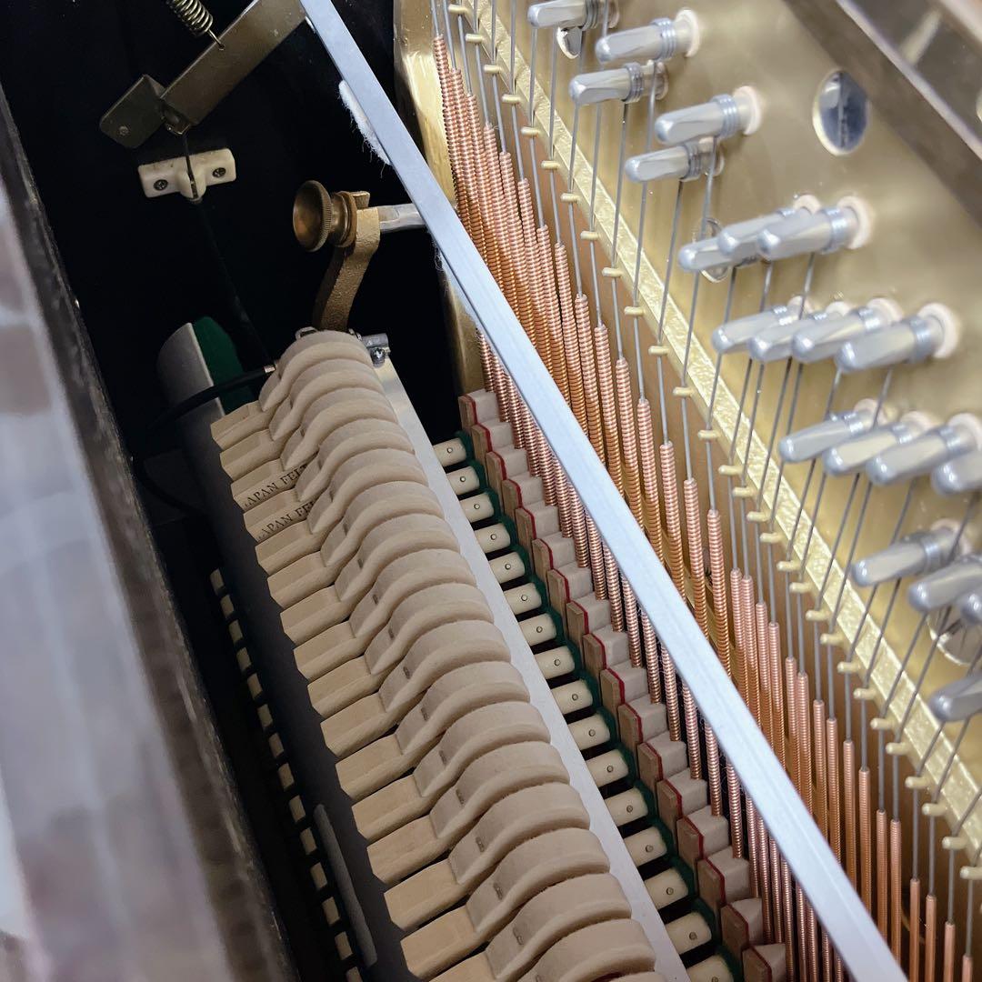 ディアパソン 132-BW アップライトピアノ　サイレント（消音機能）付き