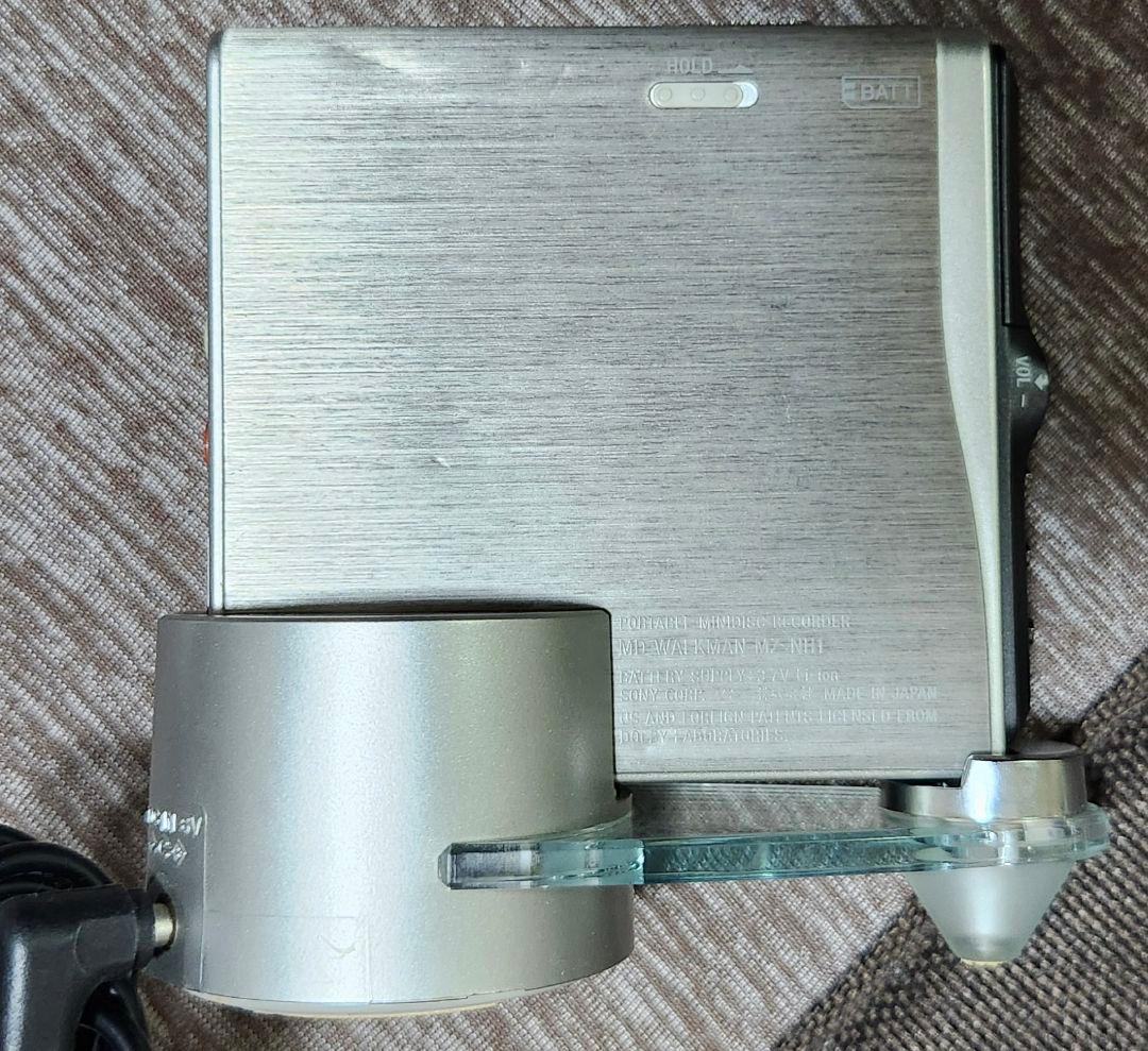 SONY HI-MD WALKMAN MZ-NH1ポータブルMDレコーダ