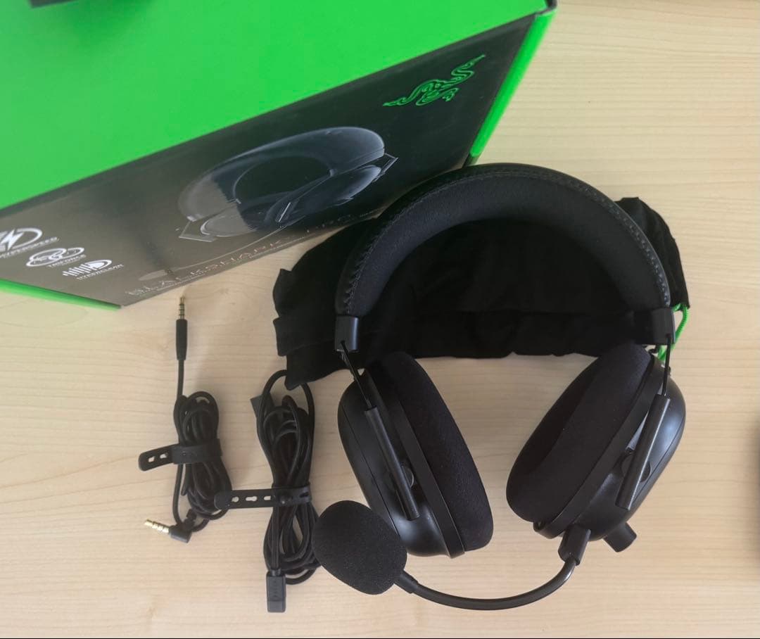 Razer BLACKSHARK V2 Pro (ワイヤレスヘッドセット)
