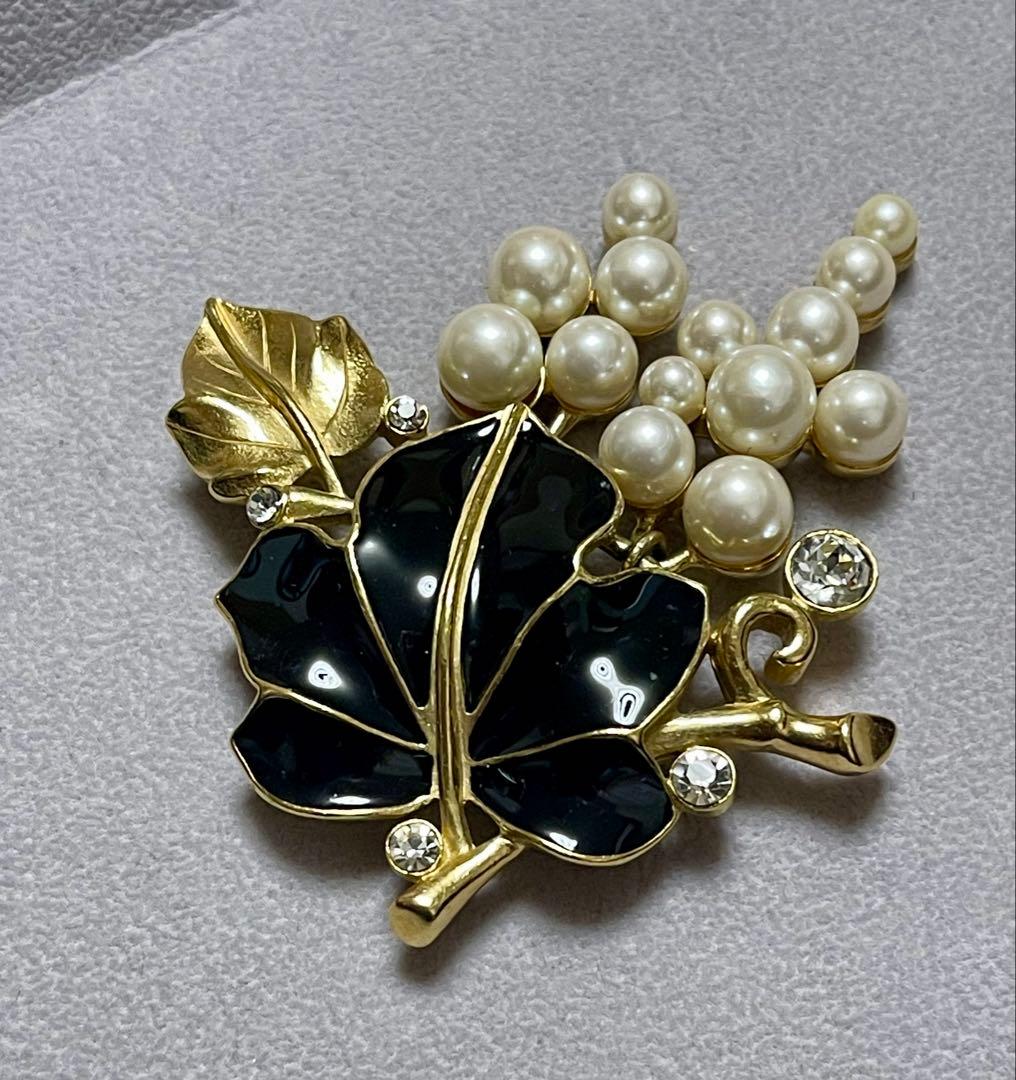 TRIFARI トリファリ 松本邦夫 デザインブローチ VINTAGE RARE