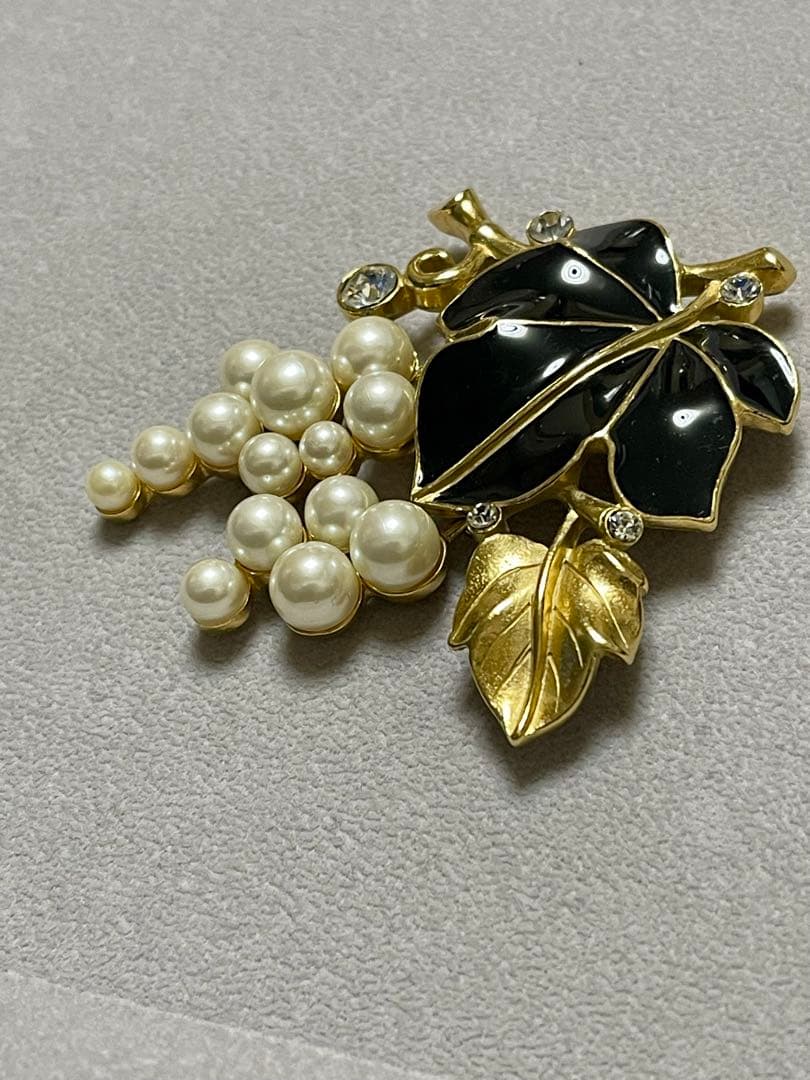 TRIFARI トリファリ 松本邦夫 デザインブローチ VINTAGE RARE