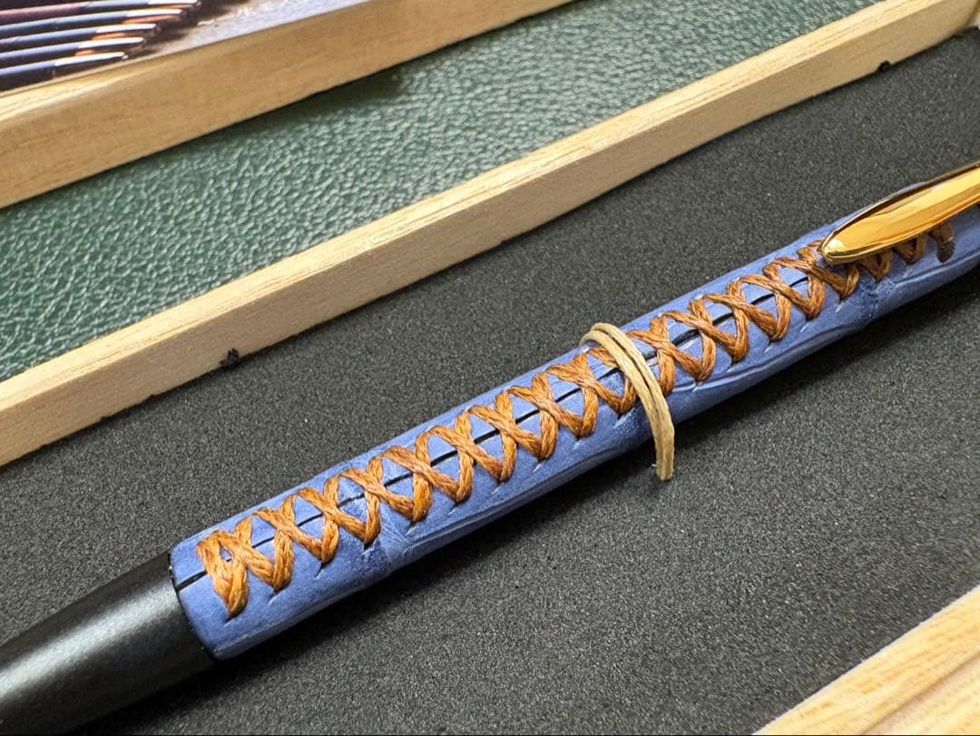 Schicksal シックザール クロコダイル ヌバックブルー シャーペン