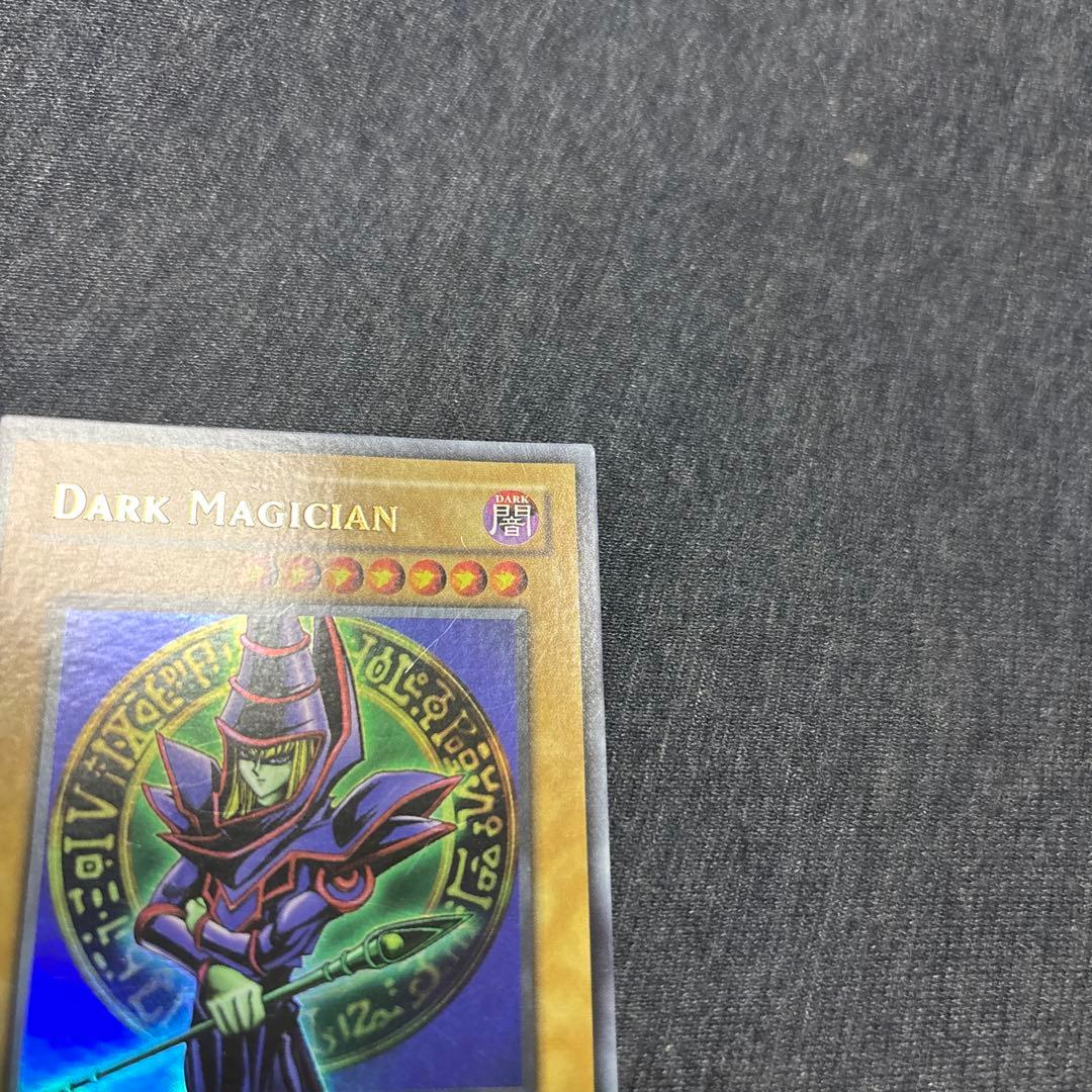 遊戯王　ブラックマジシャン　旧アジア　1st LOB ウルトラ