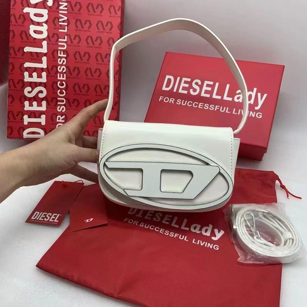 DIESEL ホワイト ショルダーバッグ