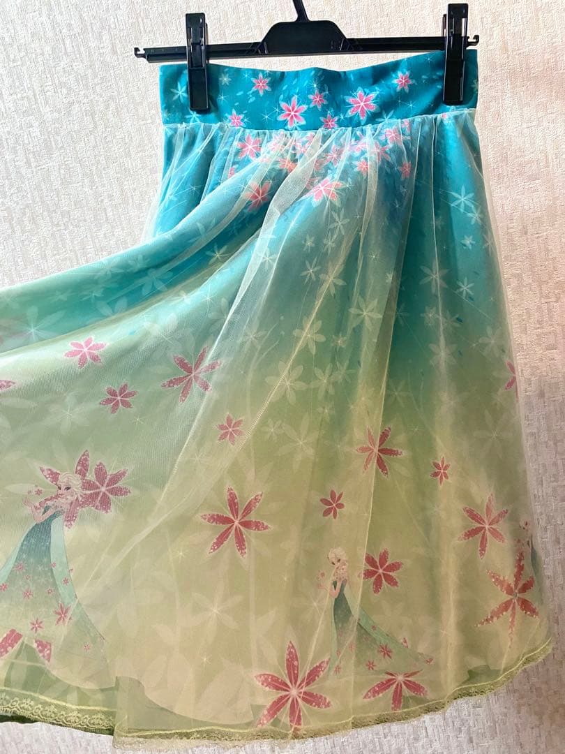 【年末年始セール】エルサのサプライズ 膝丈スカート【ディズニー】