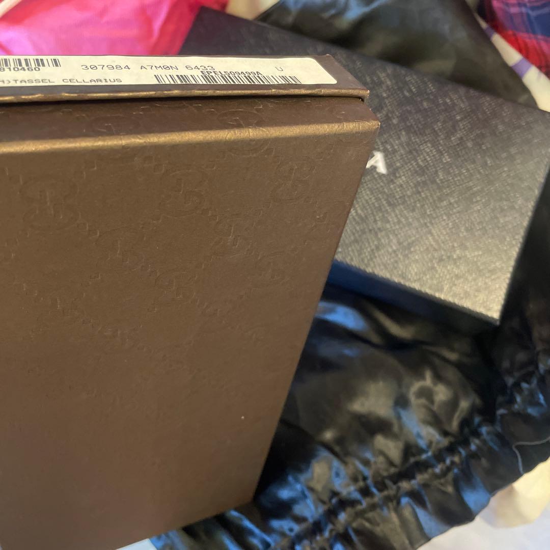 GUCCI PRADA ギフトボックス 中型