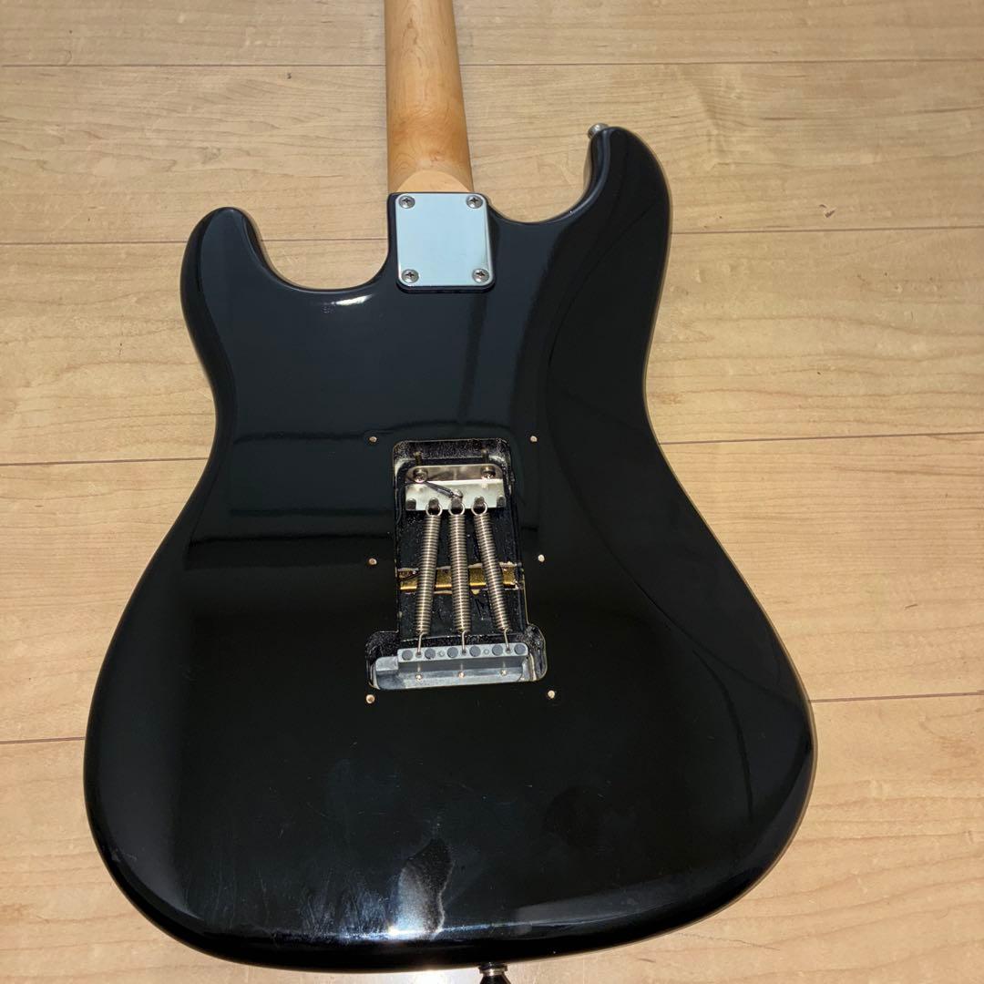 安い　調整済み　selder ストラトキャスタータイプ　弦高調整済み　です