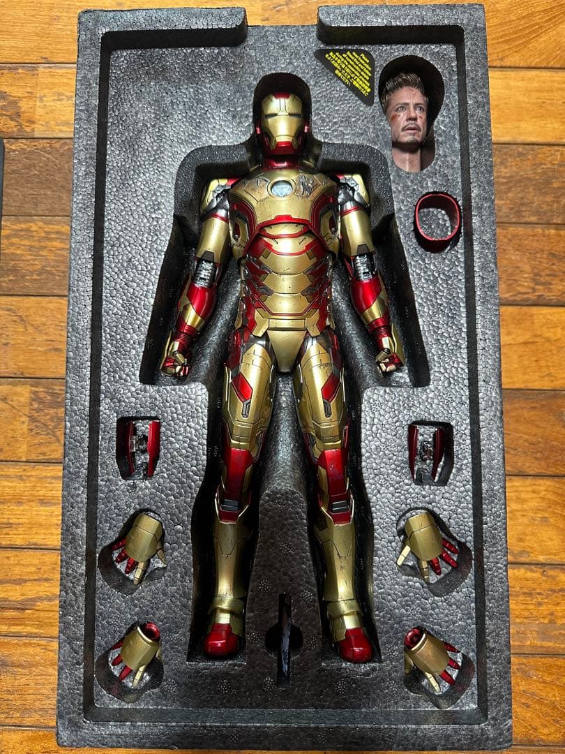 ホットトイズ　ムービーマスターピース　DIECAST アイアンマンマーク42