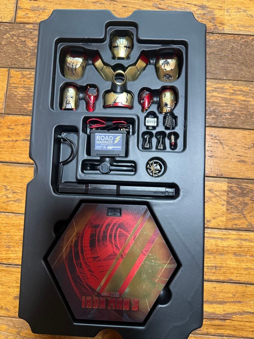 ホットトイズ　ムービーマスターピース　DIECAST アイアンマンマーク42