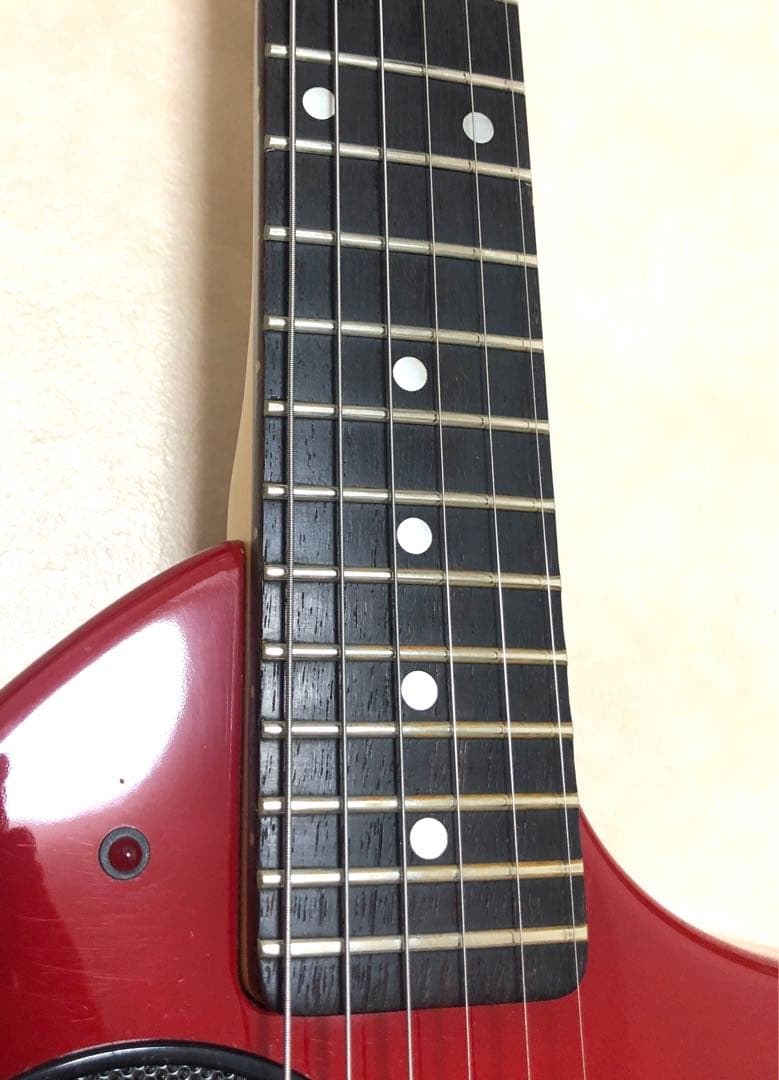 【超美品】ZO-3 レッド アンプ内蔵ミニギター 専用ケース付 ぞーさん