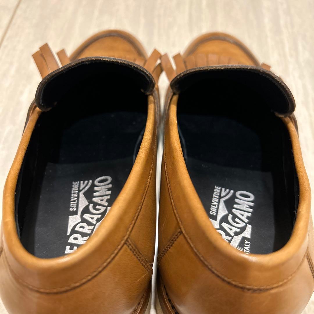 FERRAGAMO フェラガモ ブラウンレザー フリンジローファー UK7 2E