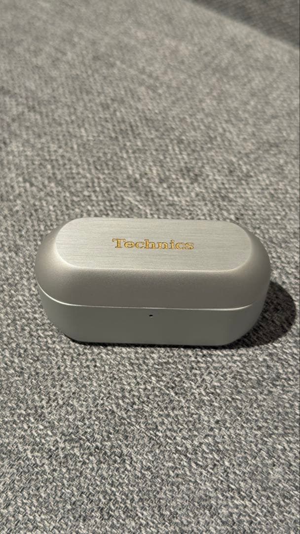 【美品】Technics EAH-AZ100 シルバー 右耳＆充電ケースのみ