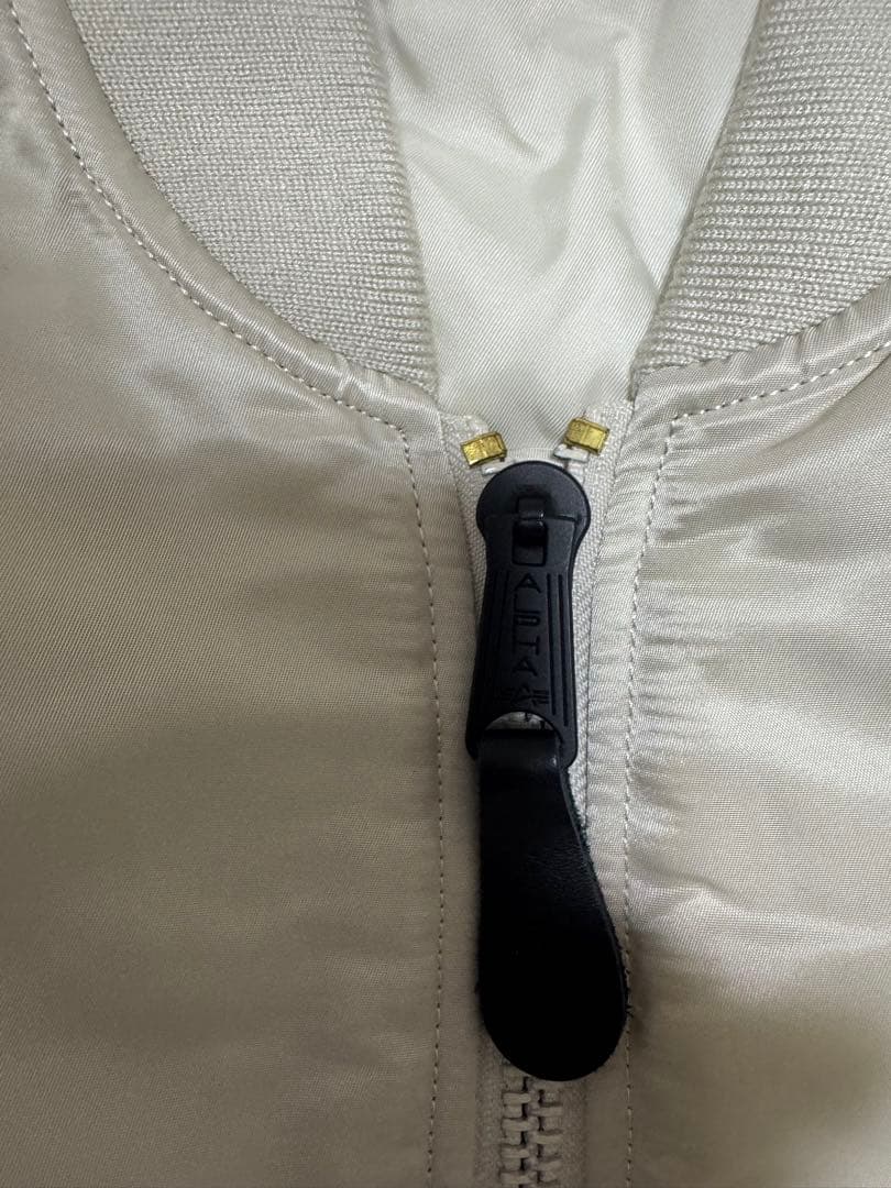 ALPHA INDUSTRIES【XL】MA-1 TIGHT JACKET