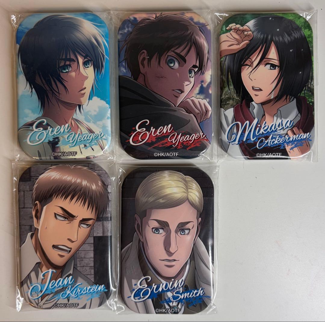 進撃の巨人 まるかく缶バッジ 海 12個コンプリートセット