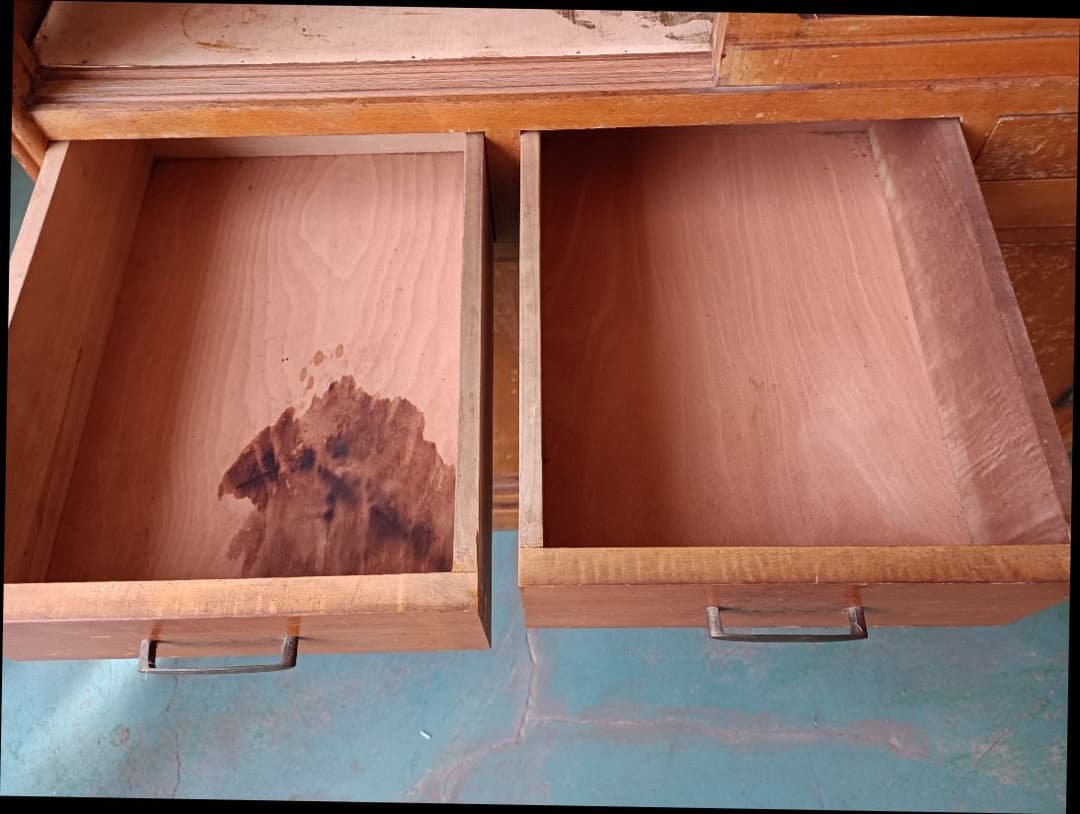 vincent ma木製キャビネット