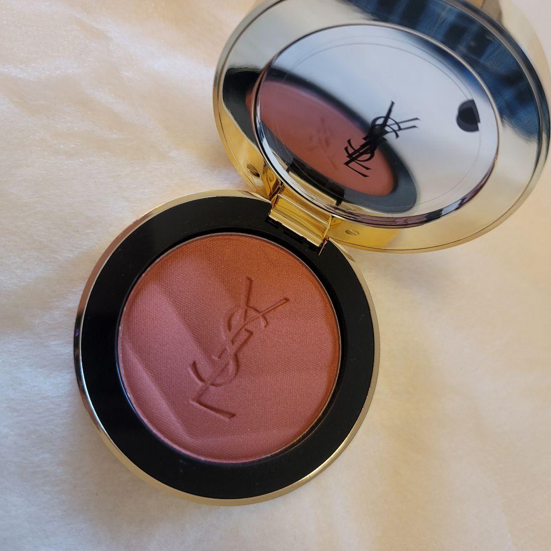 イヴサンローラン　メイクミーブラッシュパウダー　NO.12