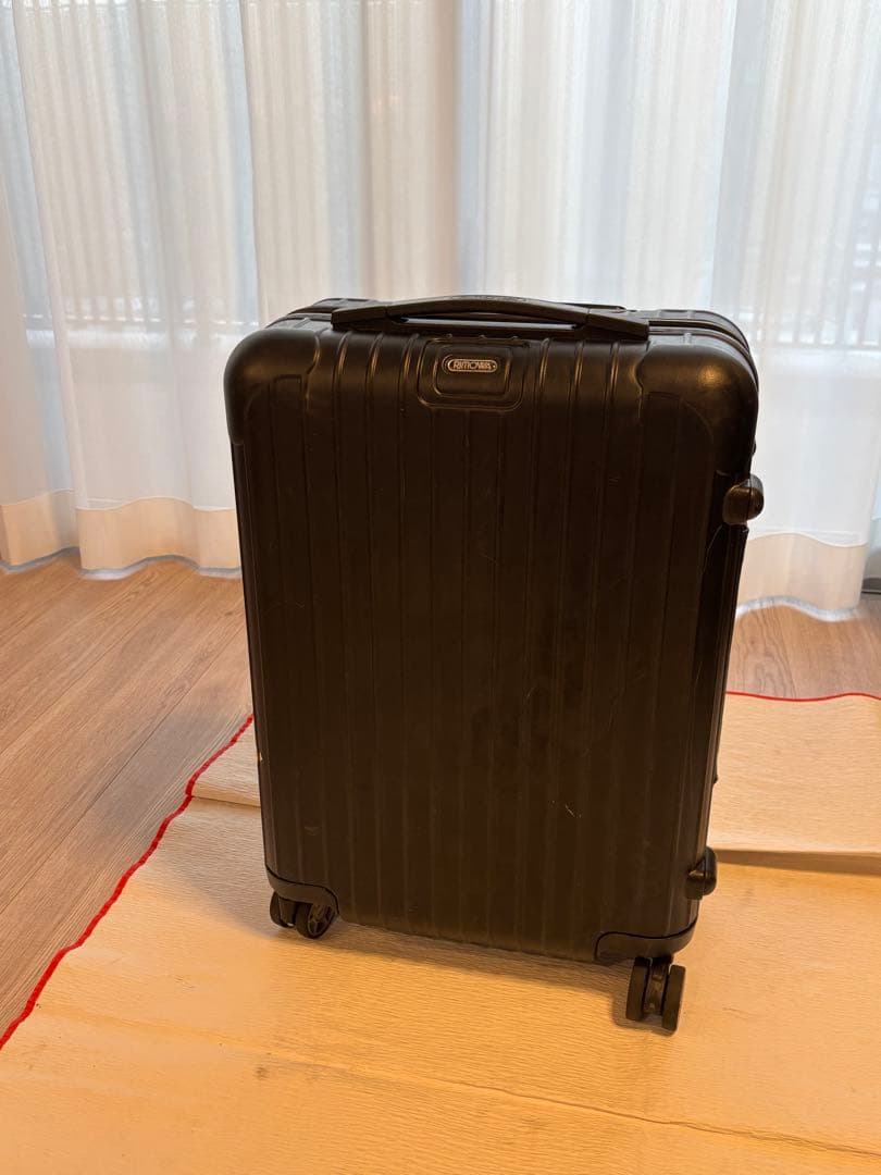 t*m様 リモワ　エッセンシャル　キャビンS