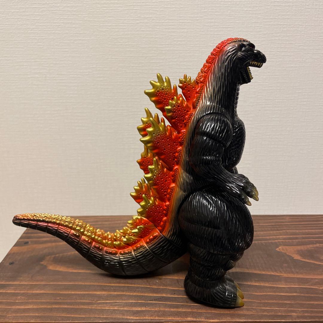 ゴジラ　1995 Black Body & Gold Painted Ver.
