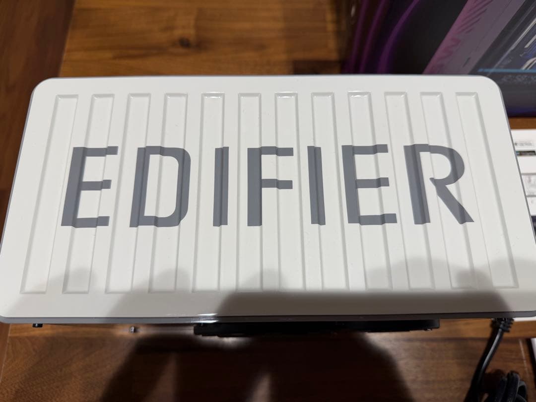 【美品】Edifier QD35　ホワイト　スピーカー ゲーミングPC