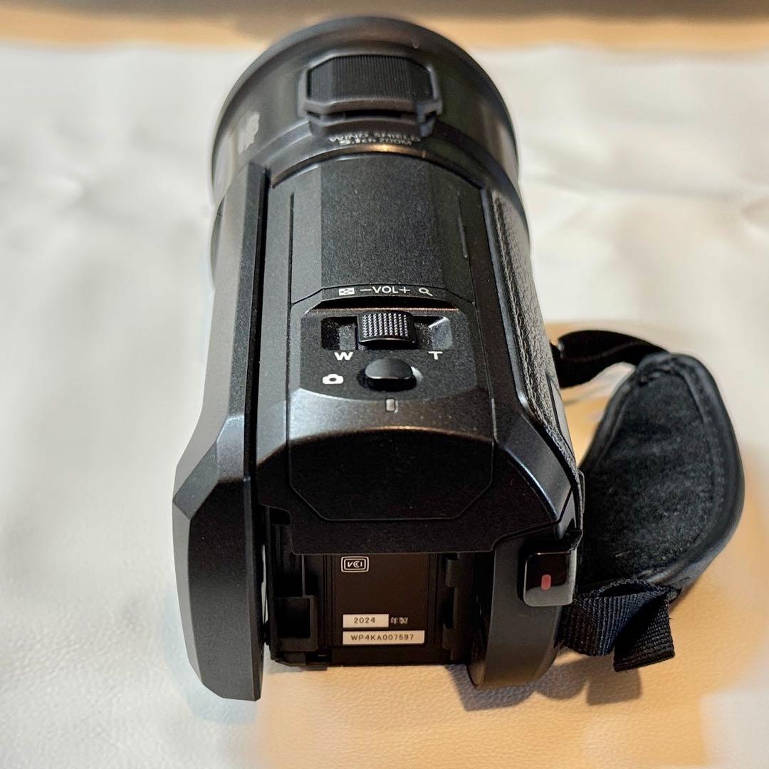 パナソニックビデオカメラ　HC-V900