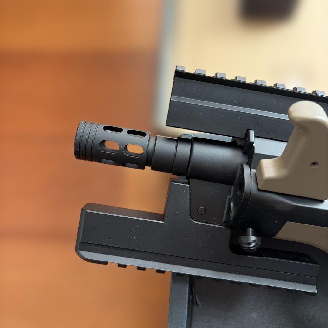 東京マルイ STEYR AUG タンカラー