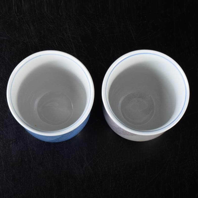 九谷焼　中田一於作　釉裏銀彩　湯呑　夫婦湯呑　共箱　V　7047