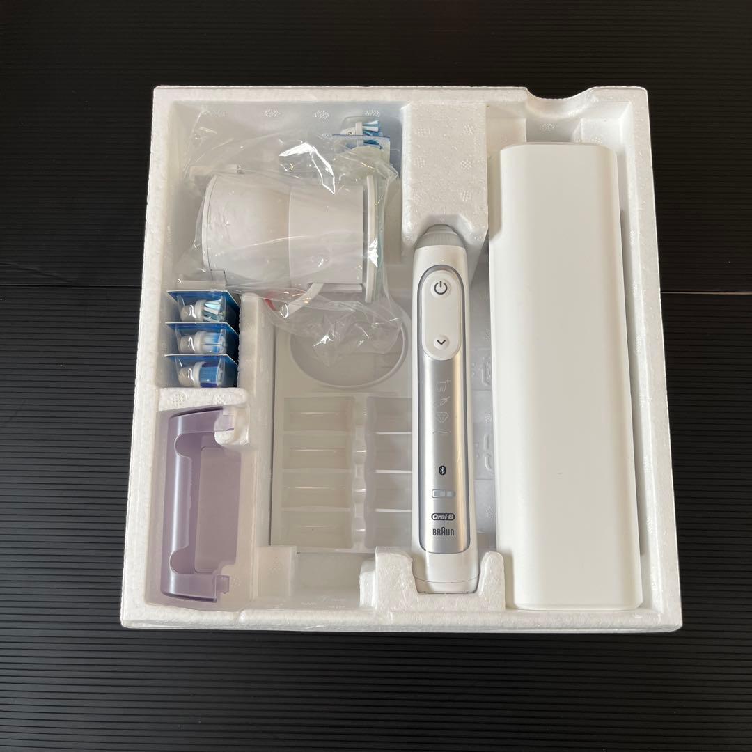 【新品未使用】Braun Oral-B Genius Professional