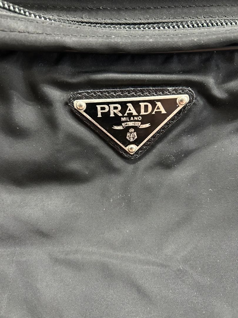 PRADA ブラック ガーメントバッグ