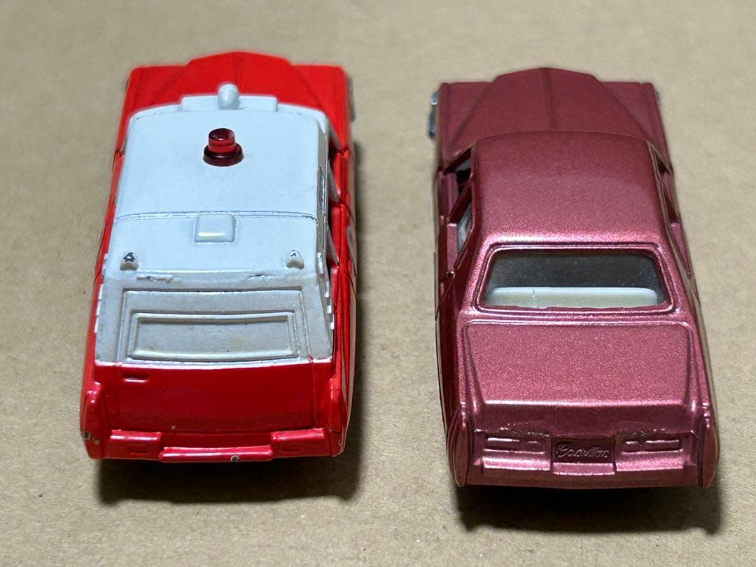 日本製 トミカ キャデラック 2台セット