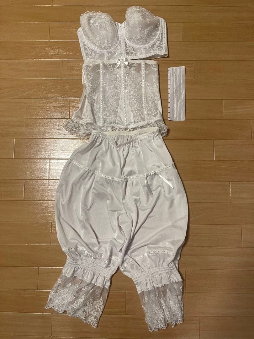 【ぐっち】ブライダルインナー ブラ、ニッパーSET