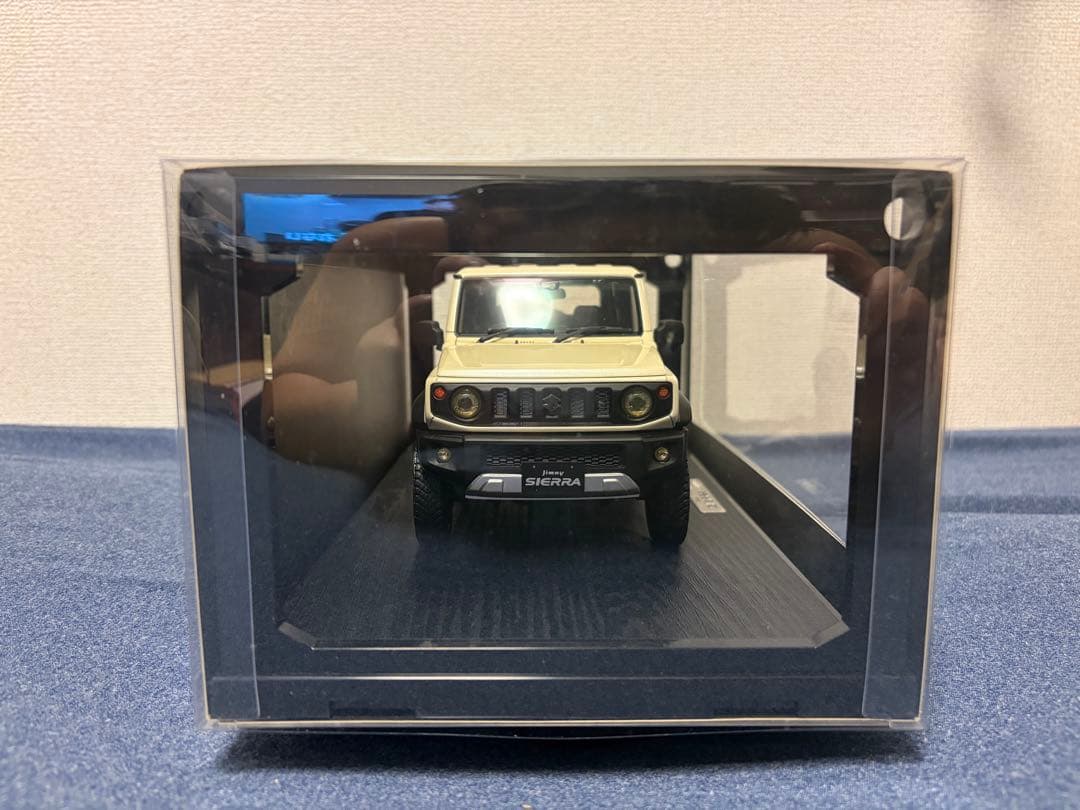 イグニッションモデル 1/18 ジムニー シエラ JB74W