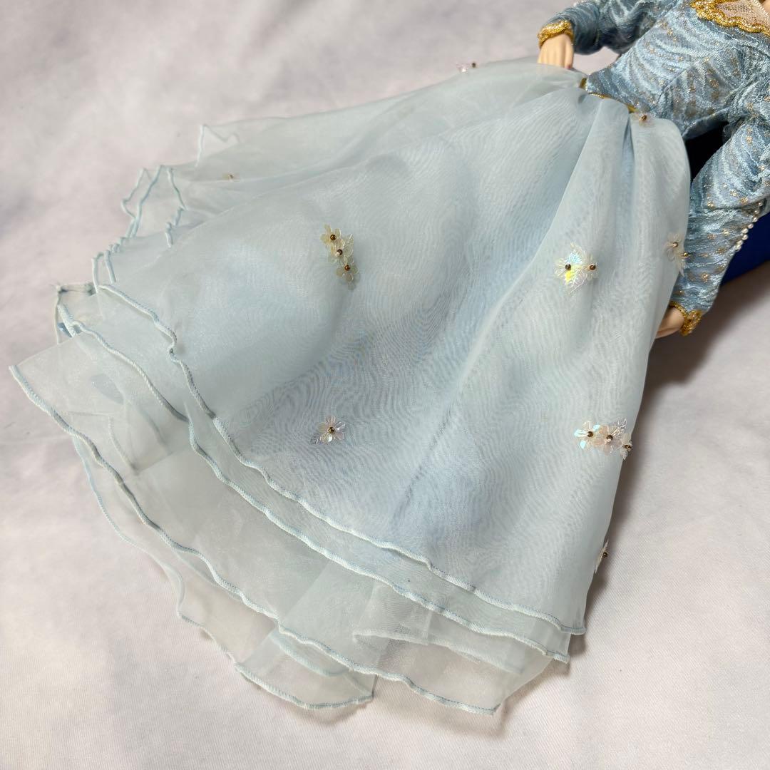 超希少☆フランクリンミント 眠れる森の美女 ポーセリンドール 豪華寝椅子付