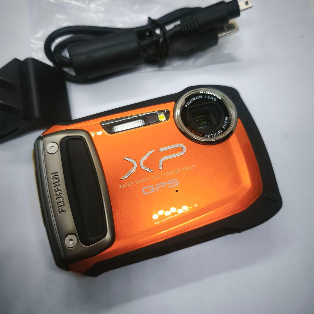 FUJIFILM　FinePix　xp150 オレンジ
