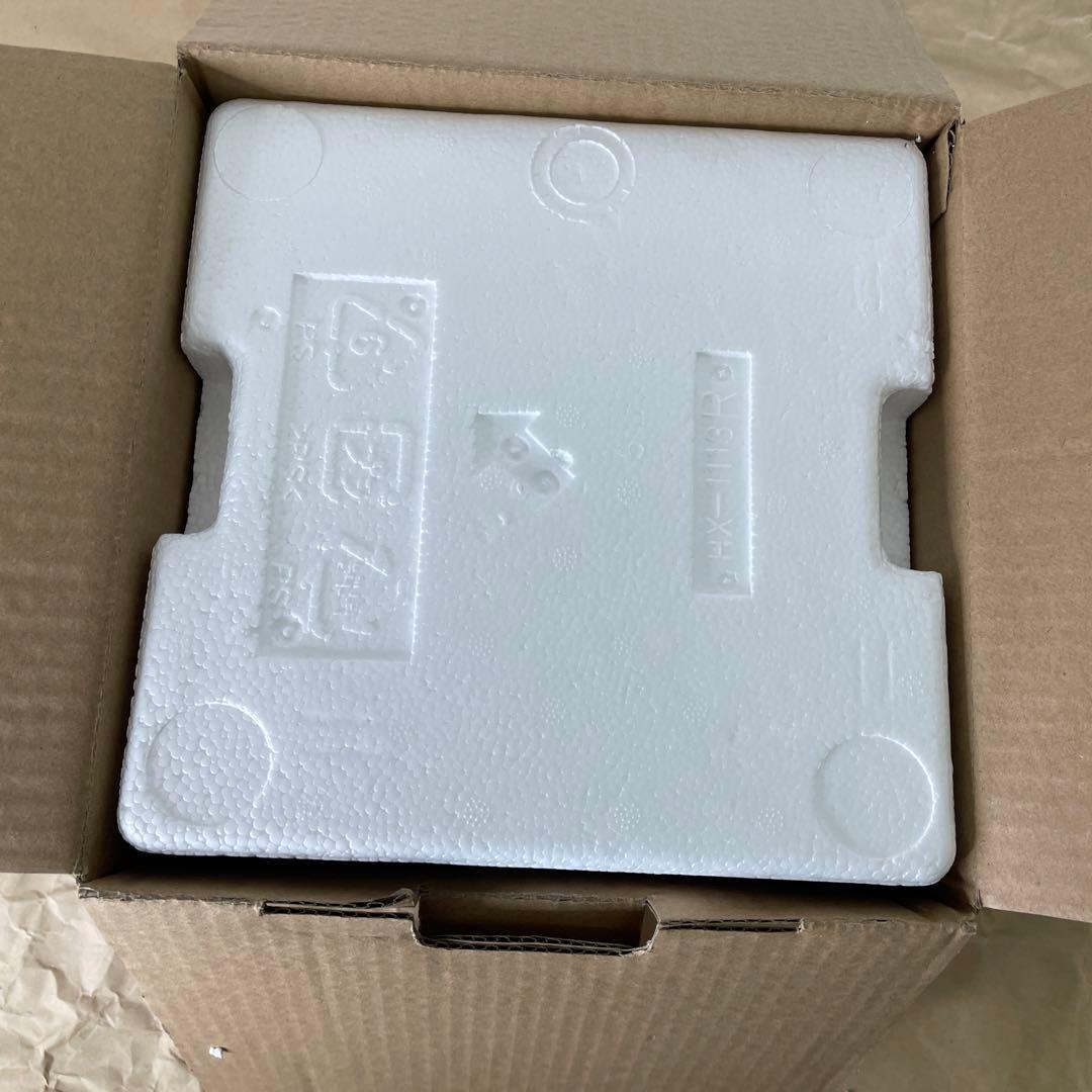 極美品　BALMUDA バルミューダ　電気ケトル ホワイト