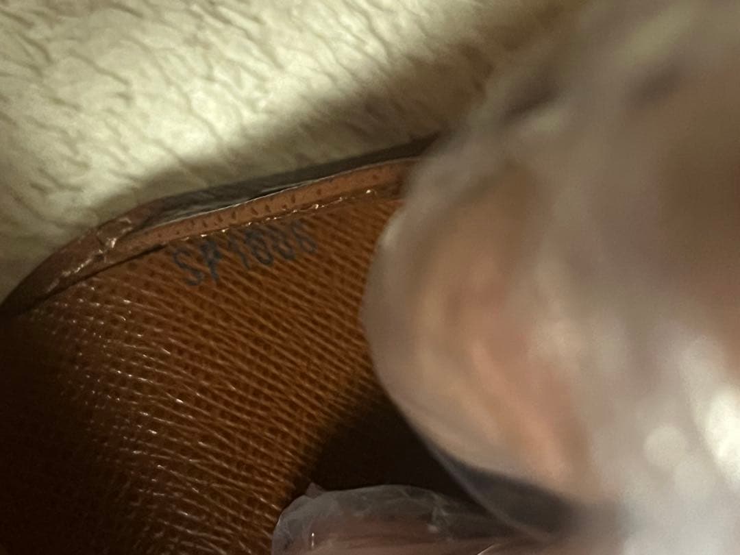 美品 ルイヴィトン モノグラム三つ折財布 Wホック