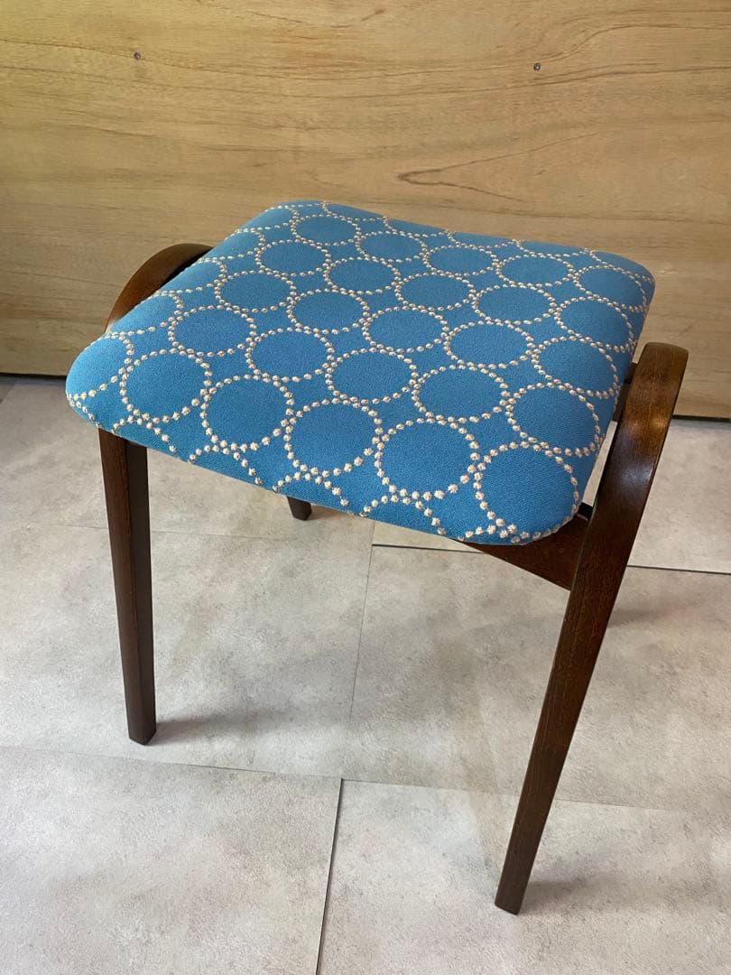 ミナペルホネン 剣持スツール 秋田木工 タンバリン