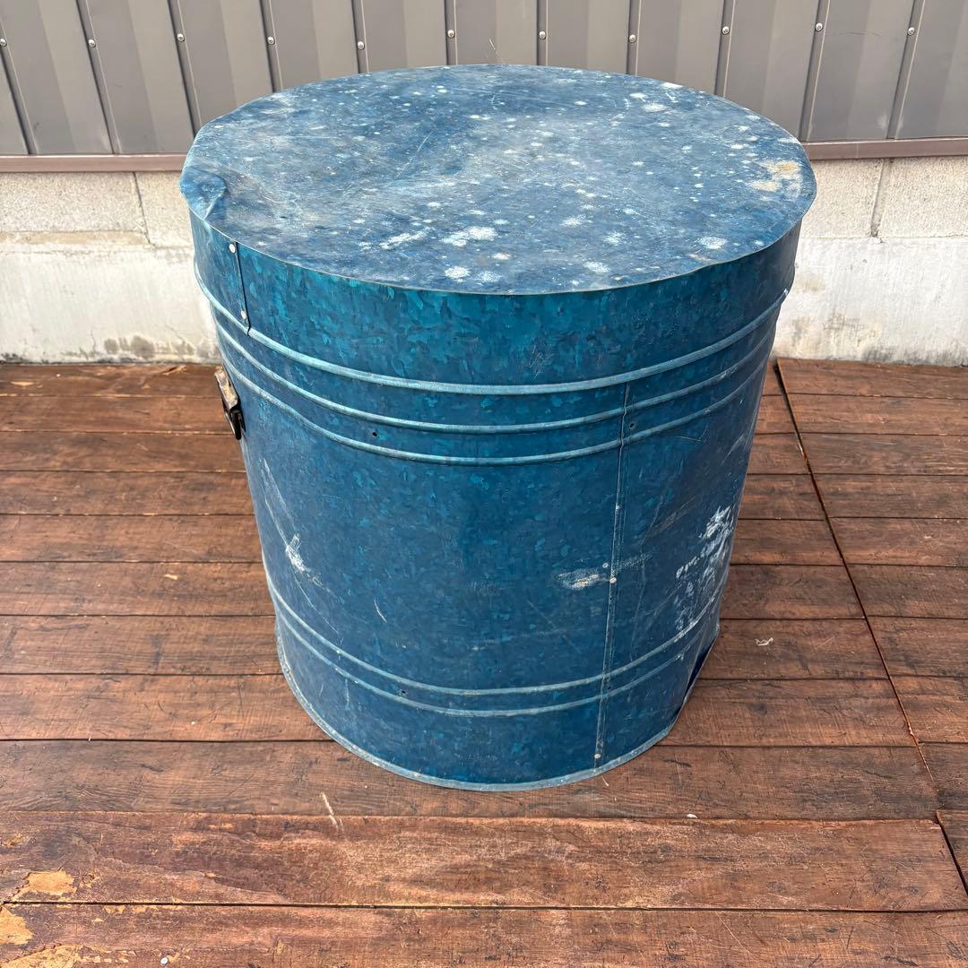 昭和レトロ ブリキ製 円筒形収納ボックス 大型収納ケース フタ付き ビンテージ青