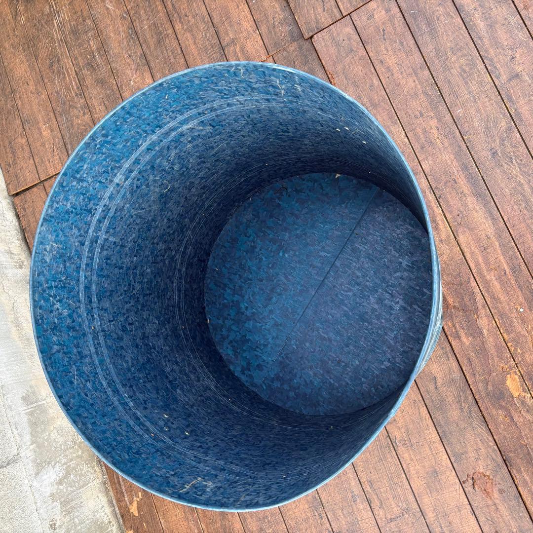 昭和レトロ ブリキ製 円筒形収納ボックス 大型収納ケース フタ付き ビンテージ青