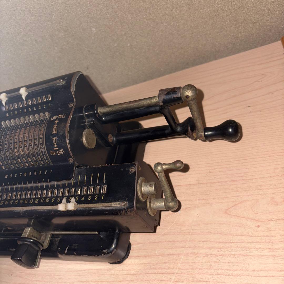 レトロ希少昭和２０年代タイガー計算機