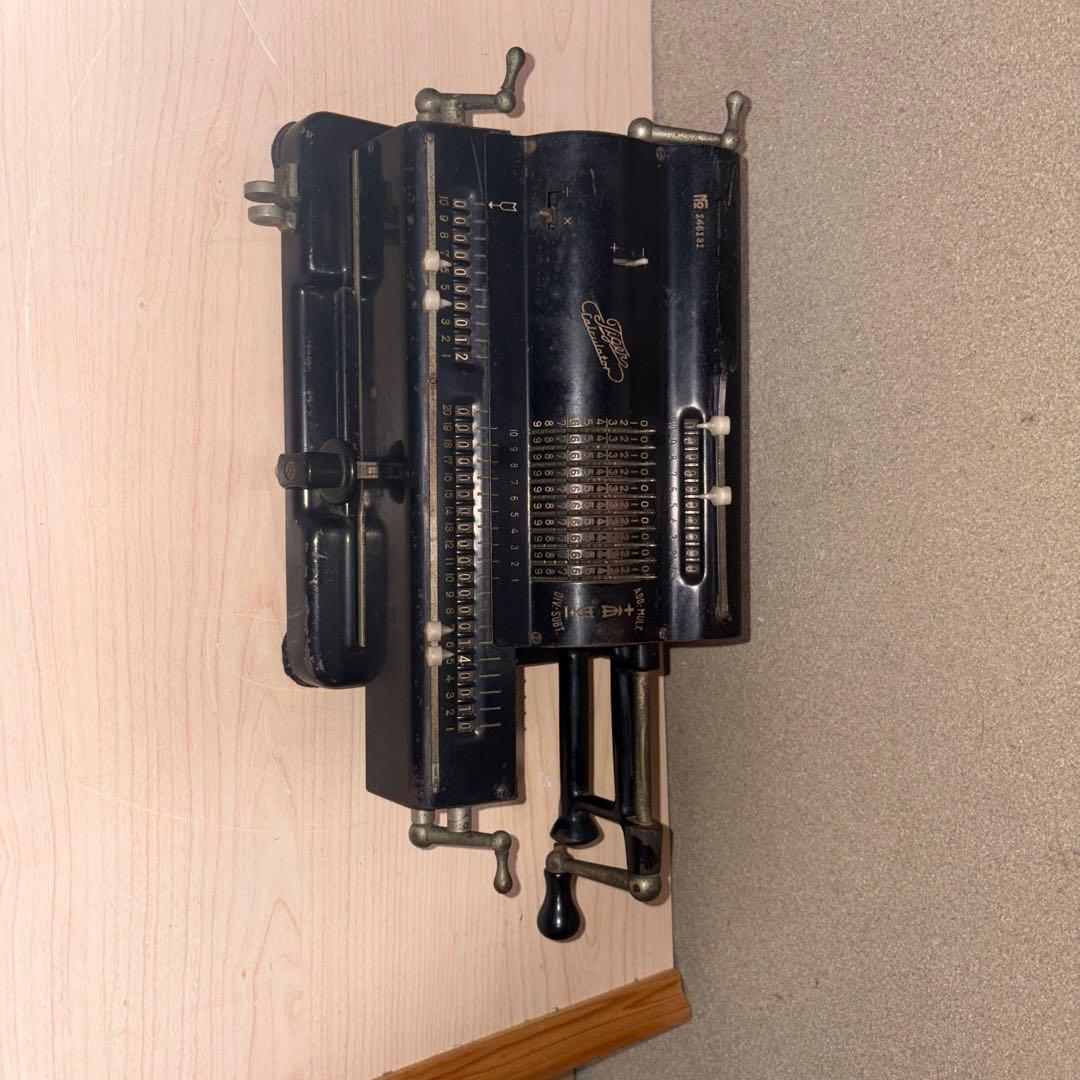 レトロ希少昭和２０年代タイガー計算機