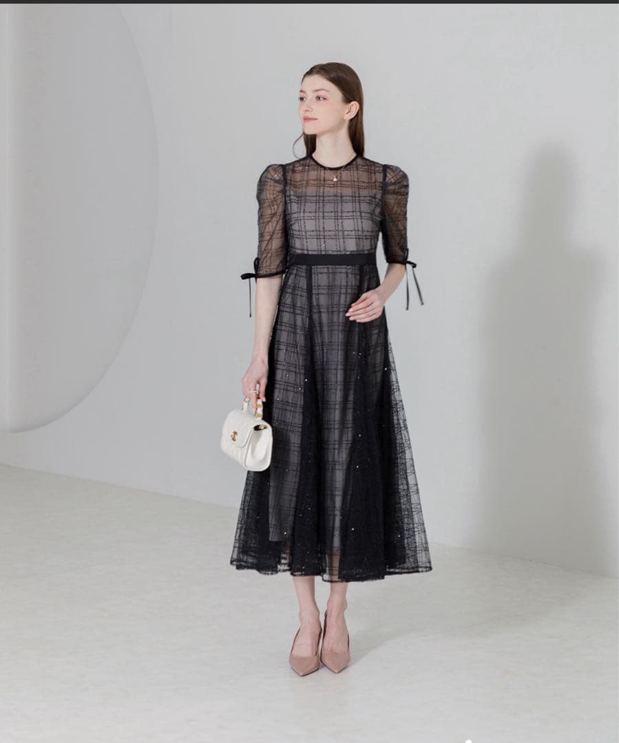 Leja オケージョンワンピース 同窓会ドレス