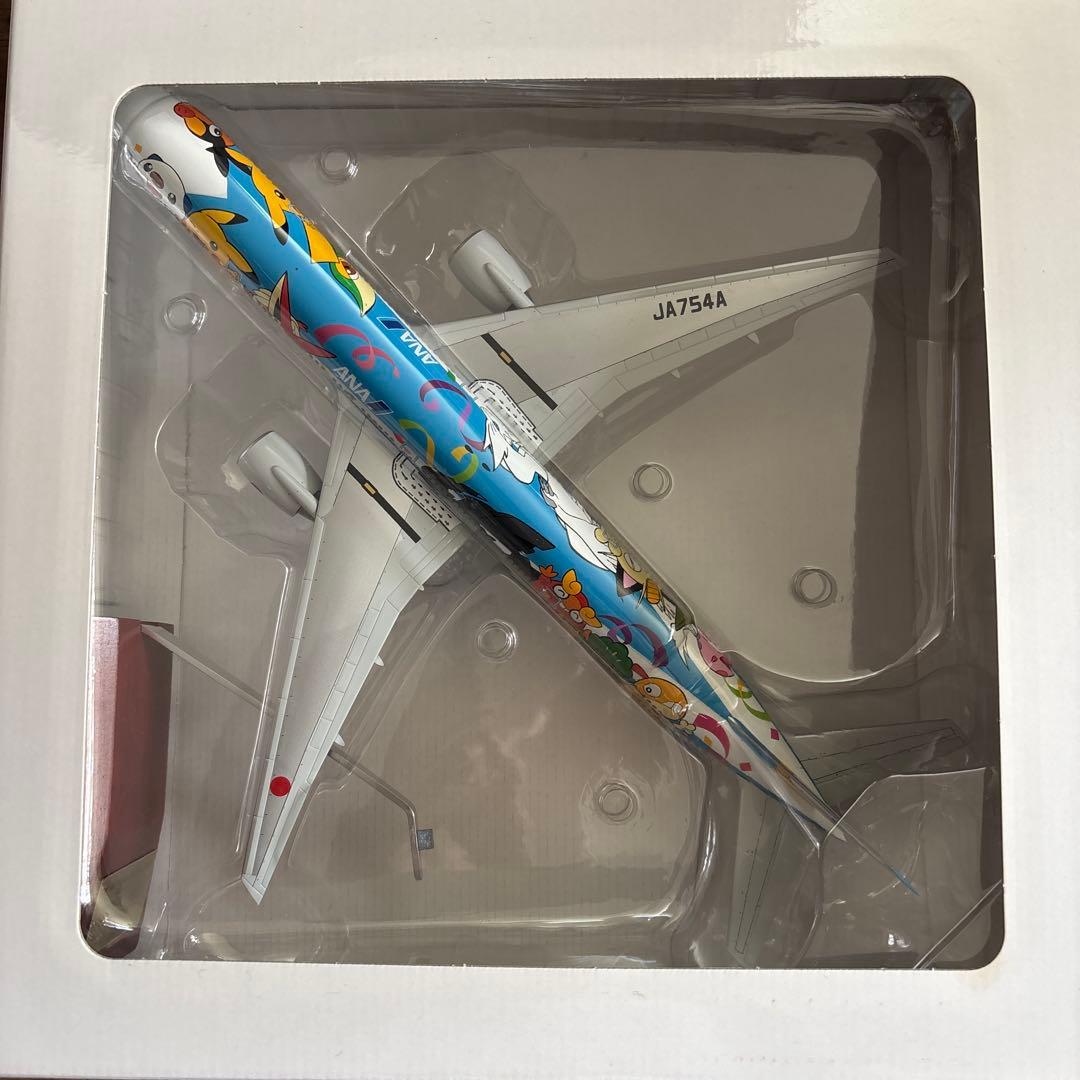 航空機・ヘリコプター ANA Boeing 777-300 Peace Jet 1:200