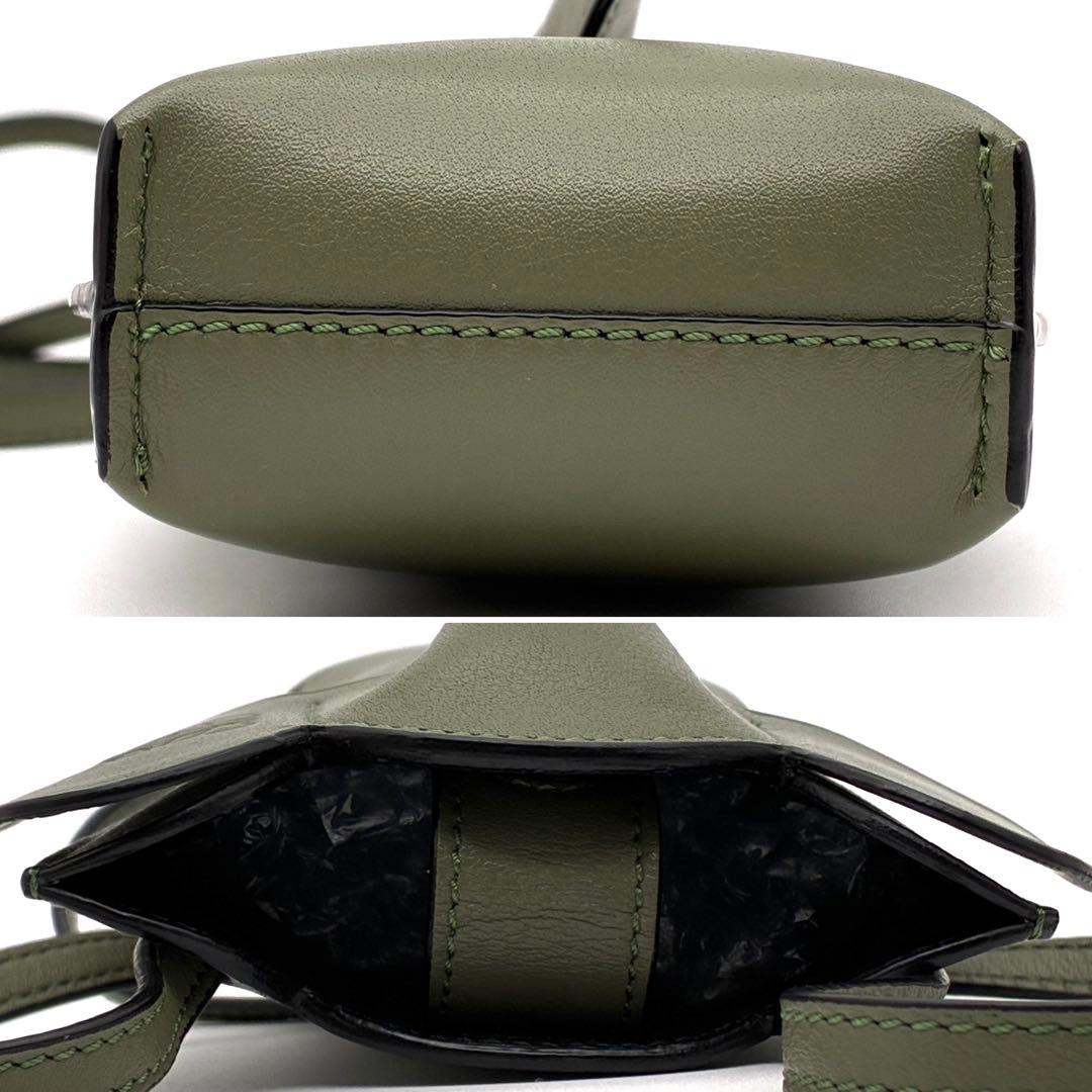 未使用に近い ロエベ ショルダーバッグ エレファント アナグラム レザー 緑