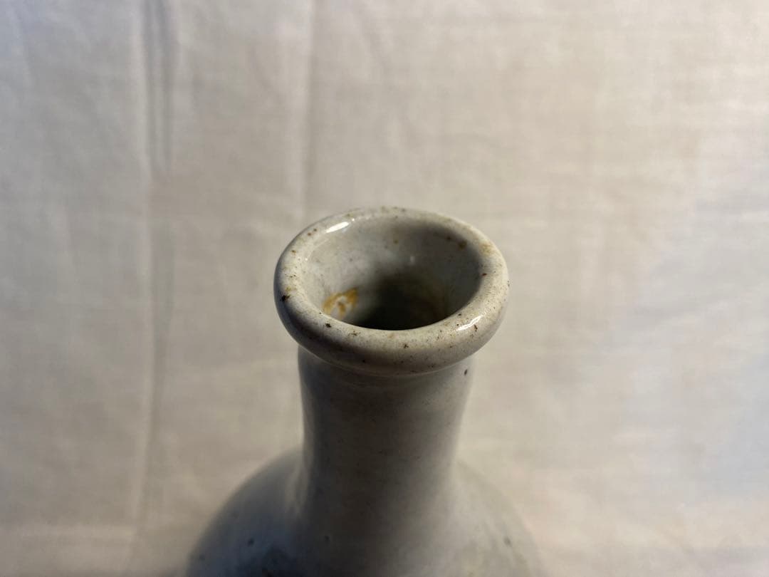 李朝　白磁　小壺　古玩　アンティーク　朝鮮陶器